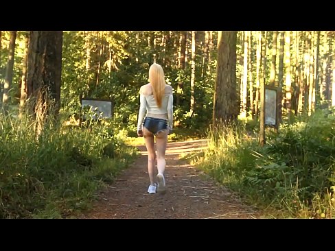 ❤️ Kaunis nainen liikkuu hitaasti, ei alaston video ❤️ Porno at us fi.hentaiser.ru ❤